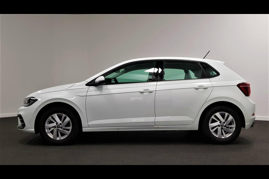 Volkswagen Polo 1.0 TSI DSG Style Nieuw Type | Navigatie | Climate Control | Parkeer sensoren | Cruise control adaptive | Lichtmetalen velgen