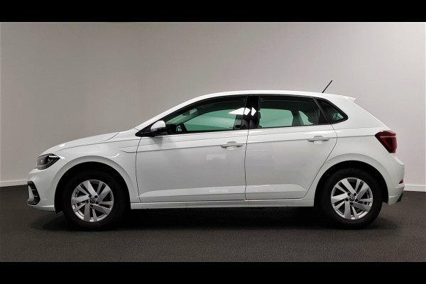Volkswagen Polo 1.0 TSI DSG Style Nieuw Type | Navigatie | Climate Control | Parkeer sensoren | Cruise control adaptive | Lichtmetalen velgen