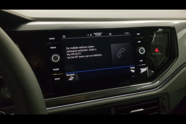 Volkswagen Polo 1.0 TSI DSG Style Nieuw Type | Navigatie | Climate Control | Parkeer sensoren | Cruise control adaptive | Lichtmetalen velgen