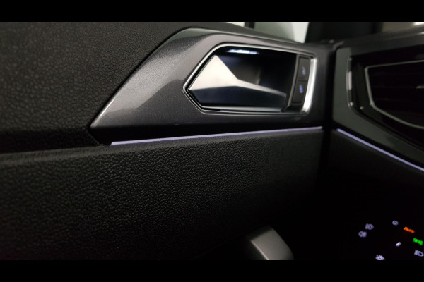 Volkswagen Polo 1.0 TSI DSG Style Nieuw Type | Navigatie | Climate Control | Parkeer sensoren | Cruise control adaptive | Lichtmetalen velgen