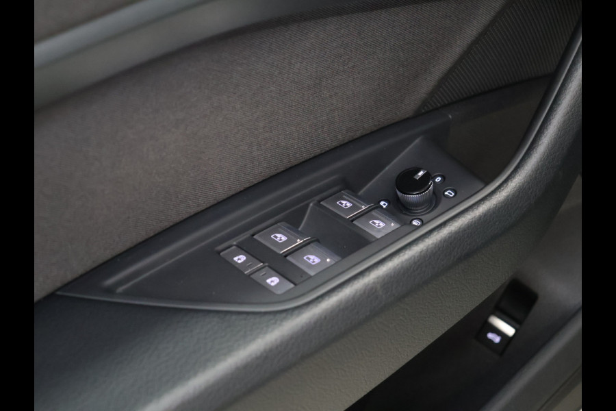 Audi e-tron 55 quattro Advanced edition 95 kWh [MEMORY SEATS, APPLE CARPLAY, ANDROID AUTO, CRUISE CONTROL, PDC V+A, STUURVERWARMING, STOELVERWARMING, NIEUWSTAAT]