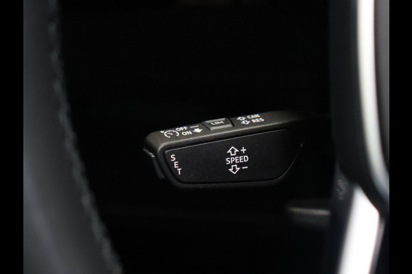 Audi e-tron 55 quattro Advanced edition 95 kWh [MEMORY SEATS, APPLE CARPLAY, ANDROID AUTO, CRUISE CONTROL, PDC V+A, STUURVERWARMING, STOELVERWARMING, NIEUWSTAAT]