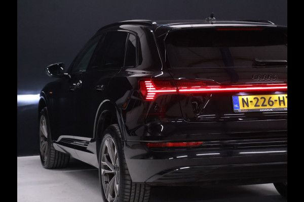 Audi e-tron e-tron 55 quattro 95 kWh [LUCHTVERING, MEMORY SEATS, APPLE CARPLAY, ANDROID AUTO, CRUISE CONTROL, ACHTERUITRIJCAMERA, PDC V+A, STOEVERWARMING, NIEUWSTAAT]