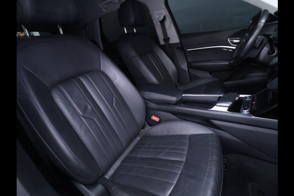 Audi e-tron e-tron 55 quattro 95 kWh [LUCHTVERING, MEMORY SEATS, APPLE CARPLAY, ANDROID AUTO, CRUISE CONTROL, ACHTERUITRIJCAMERA, PDC V+A, STOEVERWARMING, NIEUWSTAAT]