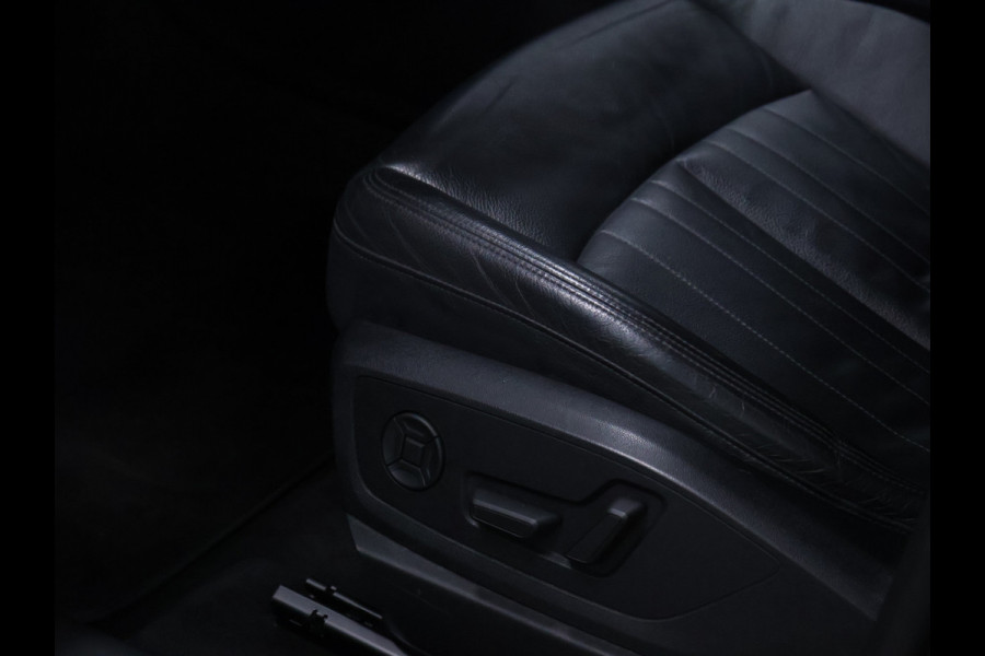 Audi e-tron e-tron 55 quattro 95 kWh [LUCHTVERING, MEMORY SEATS, APPLE CARPLAY, ANDROID AUTO, CRUISE CONTROL, ACHTERUITRIJCAMERA, PDC V+A, STOEVERWARMING, NIEUWSTAAT]