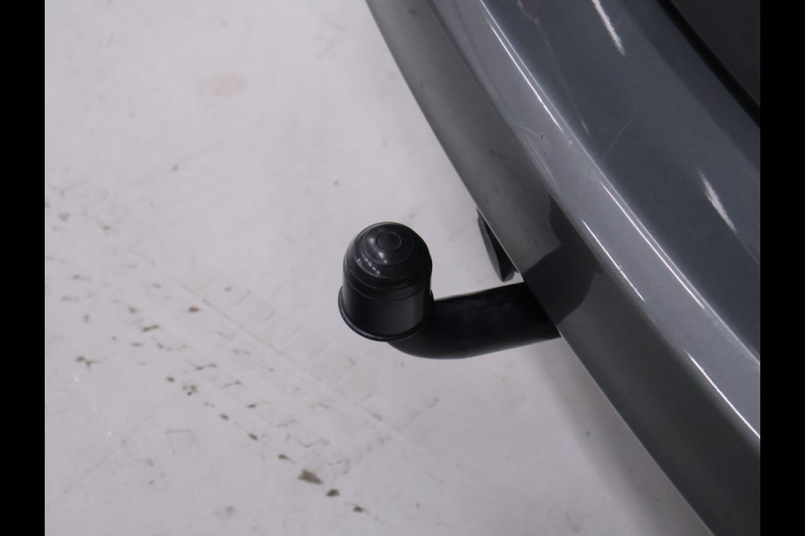 Opel Astra Sports Tourer 1.2 Business Elegance [TREKHAAK, CRUISE CONTROL, BLUETOOTH TELEFOON, ACHTERUITRIJCAMERA, PDC V+A, LANE ASSIST, AUTOMATISCHE AIRCO, NIEUWSTAAT]