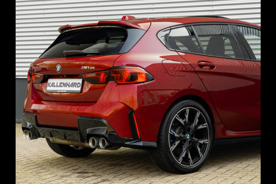 BMW 1-serie M135 xDrive - Pano - Memoryzetel - Harman Kardon