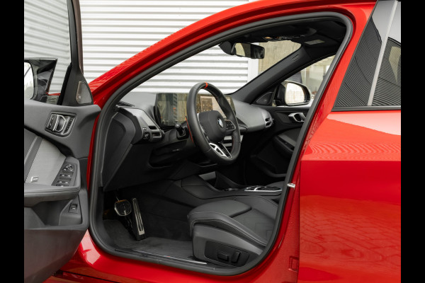 BMW 1-serie M135 xDrive - Pano - Memoryzetel - Harman Kardon