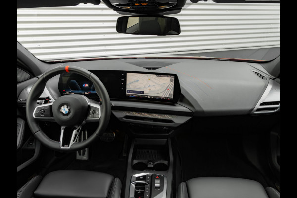 BMW 1-serie M135 xDrive - Pano - Memoryzetel - Harman Kardon
