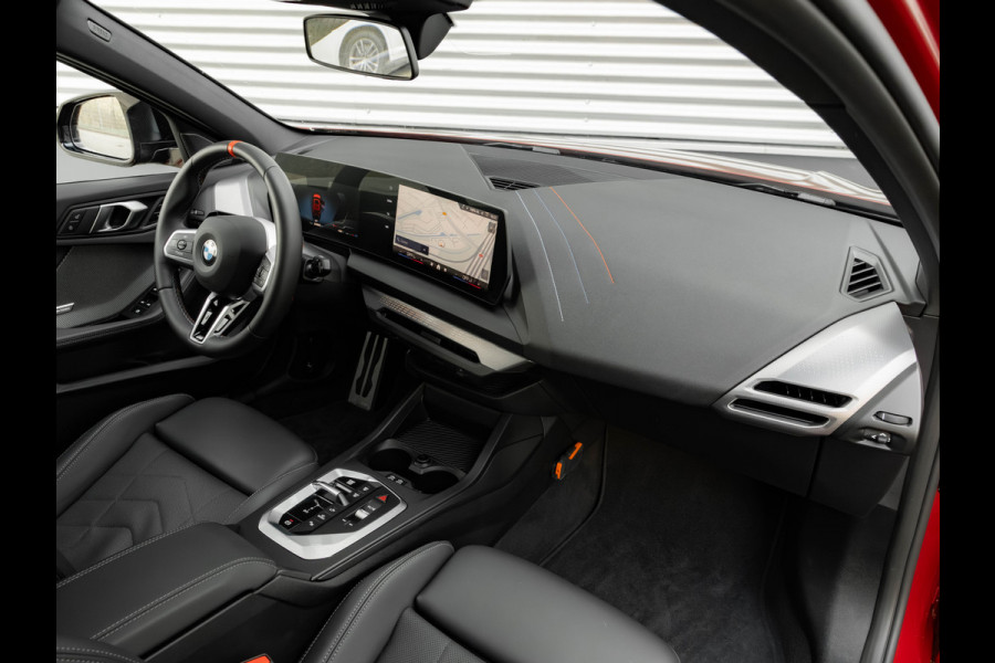 BMW 1-serie M135 xDrive - Pano - Memoryzetel - Harman Kardon