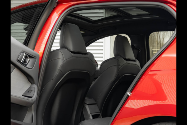 BMW 1-serie M135 xDrive - Pano - Memoryzetel - Harman Kardon