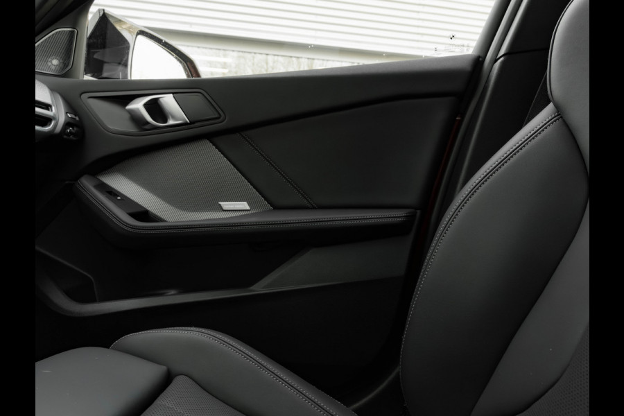 BMW 1-serie M135 xDrive - Pano - Memoryzetel - Harman Kardon
