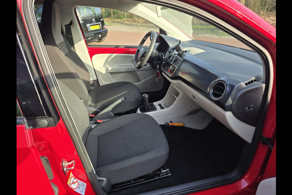 Volkswagen up! 1.0 BMT move up! | 12MND GARANTIE | AIRCO | NW APK | NL AUTO |