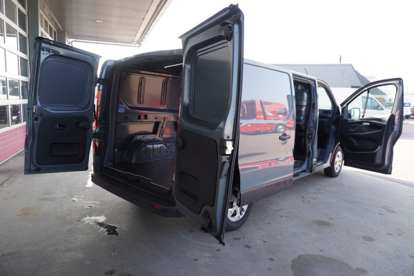 Renault Trafic 2.0 Blue dCi 130PK L2H1 Advance Schuifdeur links + rechts nr. V049 | Airco | Cruise | Navigatie | Camera | Season