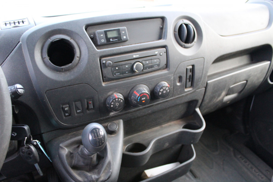 Renault Master T35 2.3 dCi 130PK Euro6 L2H2 ✓ airco ✓ imperiaal ✓ trekhaak 2500KG