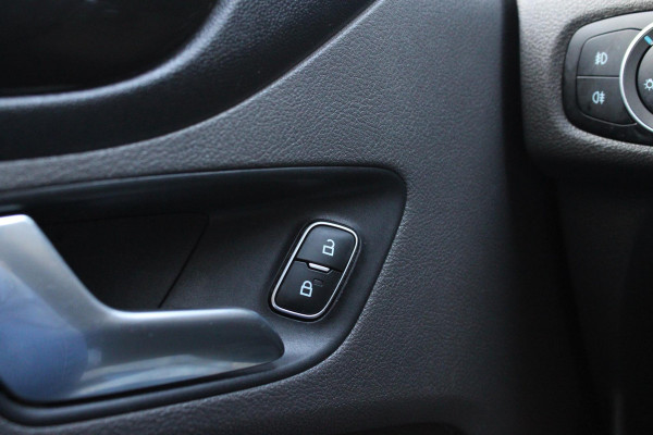 Ford Transit Custom 290 2.0 TDCI L1H1 Sport SCI | 185pk Automaat | Achteruitrij camera | Winter pakket | Trekhaak