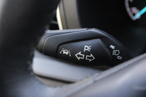 Ford Transit Custom 290 2.0 TDCI L1H1 Sport SCI | 185pk Automaat | Achteruitrij camera | Winter pakket | Trekhaak