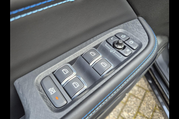 Lynk & Co 01 1.5 | NL auto | 360 camera | Schuifdak |