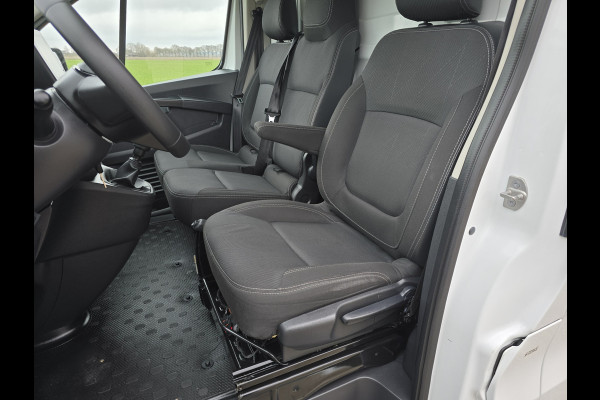 Renault Trafic 2.0 dCi L2 H1 - 130 Pk - Euro 6 - Apple Carplay Android Auto - ParkeerCamera