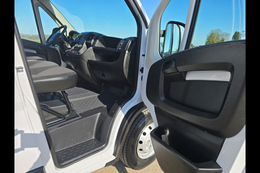 Peugeot Boxer 435 2.2 BlueHDi L4H3 - 165 Pk - Euro 6 - ParkeerCamera - Airco - Cruise Control
