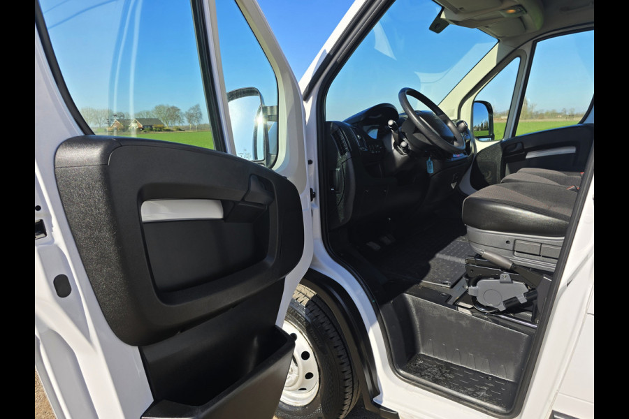 Peugeot Boxer 435 2.2 BlueHDi L4H3 - 165 Pk - Euro 6 - ParkeerCamera - Airco - Cruise Control