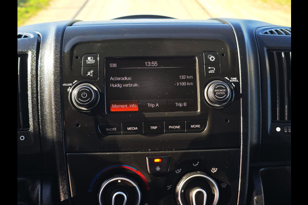 Peugeot Boxer 435 2.2 BlueHDi L4H3 - 165 Pk - Euro 6 - ParkeerCamera - Airco - Cruise Control