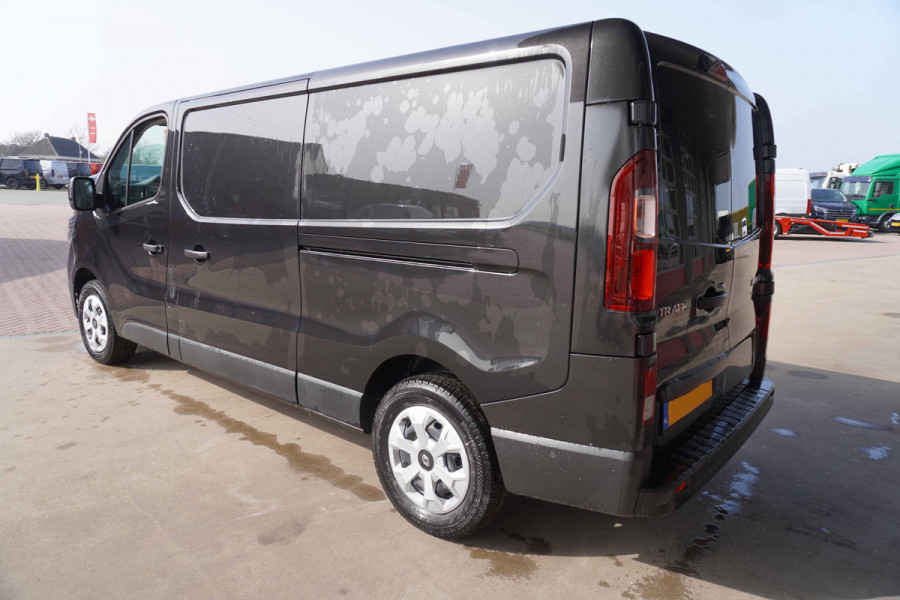Renault Trafic 2.0 Blue dCi 110PK T30 L2H1 Advance Schuifdeur links en rechts nr.V010 | Airco | Cruise | Navigatie | camera | All season