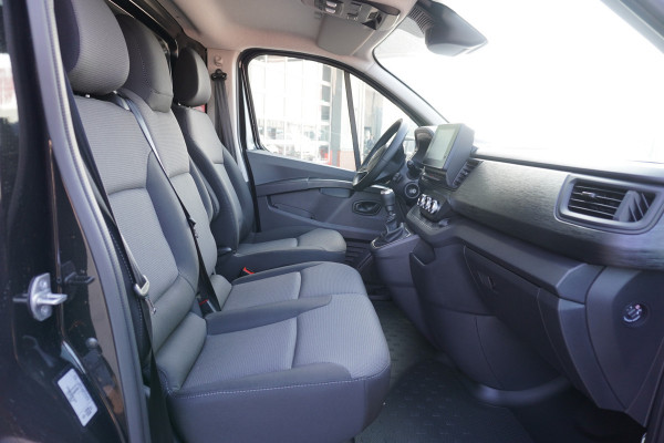 Renault Trafic 2.0 Blue dCi 110PK T30 L2H1 Advance Schuifdeur links en rechts nr.V010 | Airco | Cruise | Navigatie | camera | All season