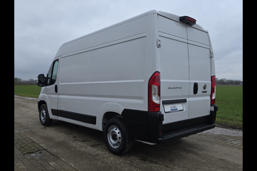 Fiat Ducato 2.2 MultiJet L2 H2 3.5t - 140 Pk - Euro 6 - ParkeerCamera - Apple Carplay Android Auto