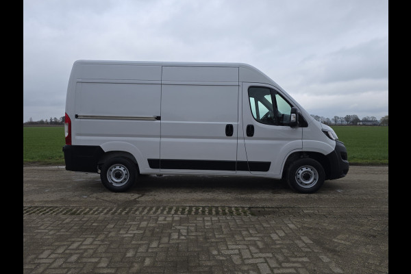Fiat Ducato 2.2 MultiJet L2 H2 3.5t - 140 Pk - Euro 6 - ParkeerCamera - Apple Carplay Android Auto