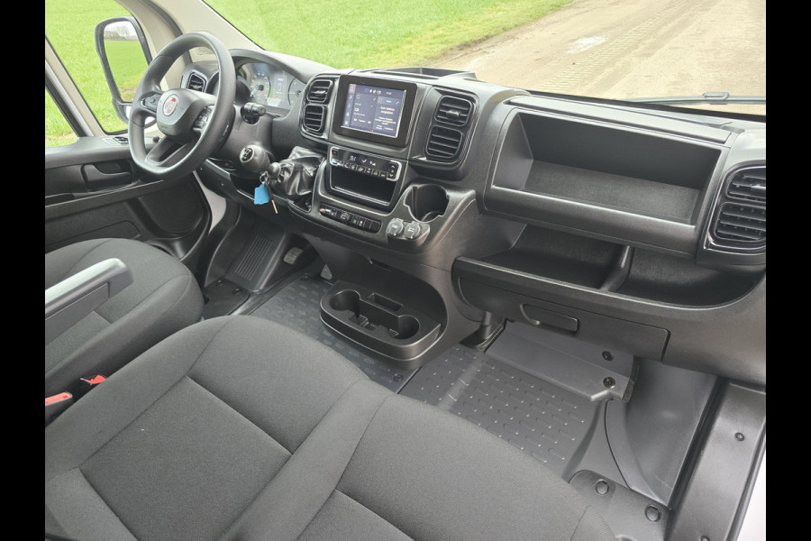 Fiat Ducato 2.2 MultiJet L2 H2 3.5t - 140 Pk - Euro 6 - ParkeerCamera - Apple Carplay Android Auto