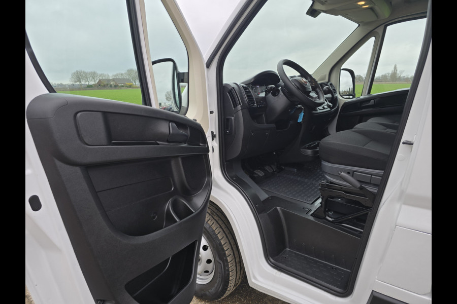 Fiat Ducato 2.2 MultiJet L2 H2 3.5t - 140 Pk - Euro 6 - ParkeerCamera - Apple Carplay Android Auto