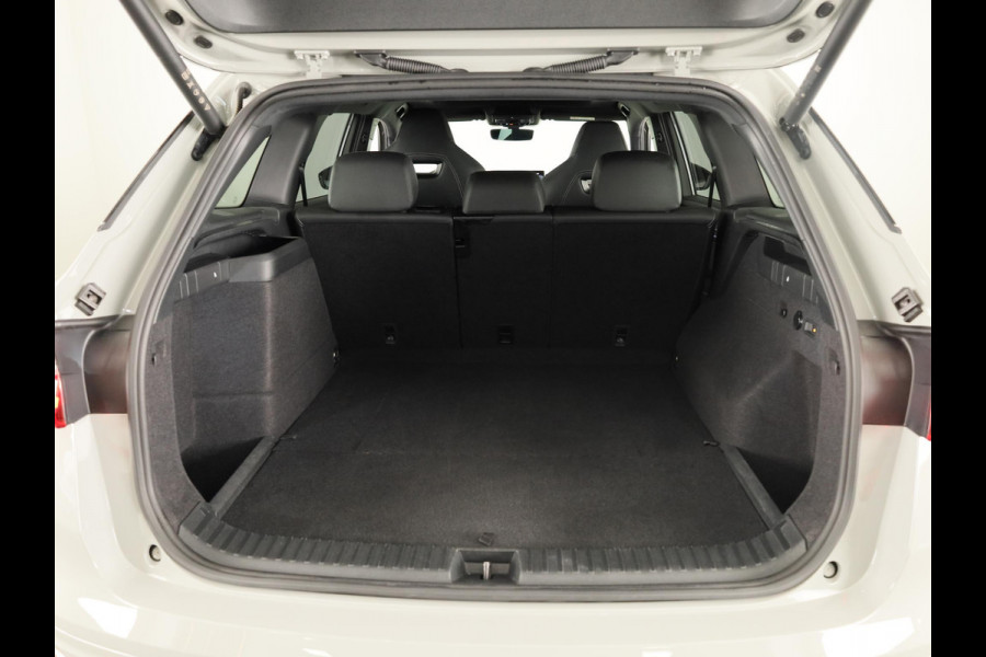 Škoda Kodiaq 1.5 TSI PHEV Sportline Business 204 pk Automaat (DSG) | Verlengde garantie | Navigatie | Panoramadak | Trekhaak (wegklapbaar) | Parkeersensoren | Achteruitrijcamera | Stoelverwarming v/a |