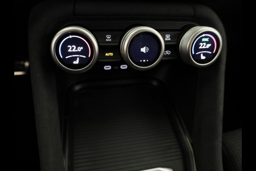 Škoda Kodiaq 1.5 TSI PHEV Sportline Business 204 pk Automaat (DSG) | Verlengde garantie | Navigatie | Panoramadak | Trekhaak (wegklapbaar) | Parkeersensoren | Achteruitrijcamera | Stoelverwarming v/a |