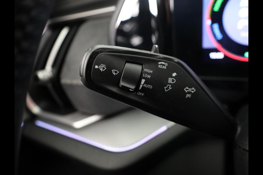 Škoda Kodiaq 1.5 TSI PHEV Sportline Business 204 pk Automaat (DSG) | Verlengde garantie | Navigatie | Panoramadak | Trekhaak (wegklapbaar) | Parkeersensoren | Achteruitrijcamera | Stoelverwarming v/a |