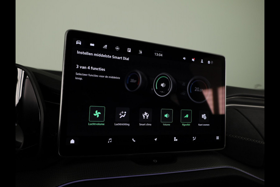 Škoda Kodiaq 1.5 TSI PHEV Sportline Business 204 pk Automaat (DSG) | Verlengde garantie | Navigatie | Panoramadak | Trekhaak (wegklapbaar) | Parkeersensoren | Achteruitrijcamera | Stoelverwarming v/a |