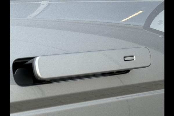 Land Rover Range Rover Evoque 1.5 P300e AWD R-Dynamic SE Black Style|Schuif/kanteldak|Meridian|Winterpakket|Trekhaak