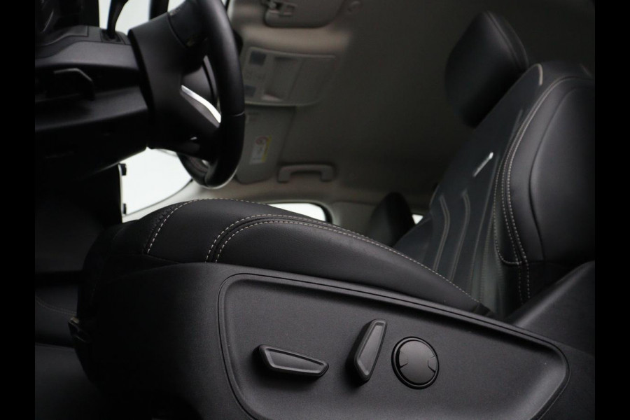 Ford Kuga 2.5 PHEV Vignale | Leder | Head-Up | Stoelverwarming | 360 Camera | Adaptive cruise | Carplay | Achterbankverwarming | 18'' | Navigatie | Full LED | B&O Sound | Park Assist | Keyless | Digital Cockpit | Plug In