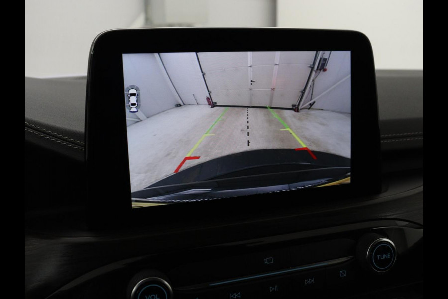 Ford Kuga 2.5 PHEV Vignale | Leder | Head-Up | Stoelverwarming | 360 Camera | Adaptive cruise | Carplay | Achterbankverwarming | 18'' | Navigatie | Full LED | B&O Sound | Park Assist | Keyless | Digital Cockpit | Plug In