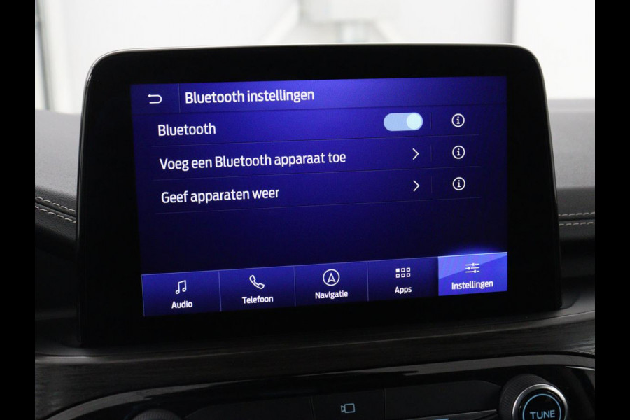 Ford Kuga 2.5 PHEV Vignale | Leder | Head-Up | Stoelverwarming | 360 Camera | Adaptive cruise | Carplay | Achterbankverwarming | 18'' | Navigatie | Full LED | B&O Sound | Park Assist | Keyless | Digital Cockpit | Plug In