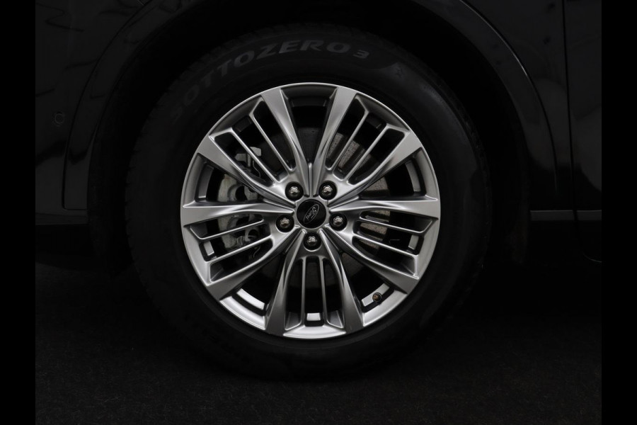 Ford Kuga 2.5 PHEV Vignale | Leder | Head-Up | Stoelverwarming | 360 Camera | Adaptive cruise | Carplay | Achterbankverwarming | 18'' | Navigatie | Full LED | B&O Sound | Park Assist | Keyless | Digital Cockpit | Plug In