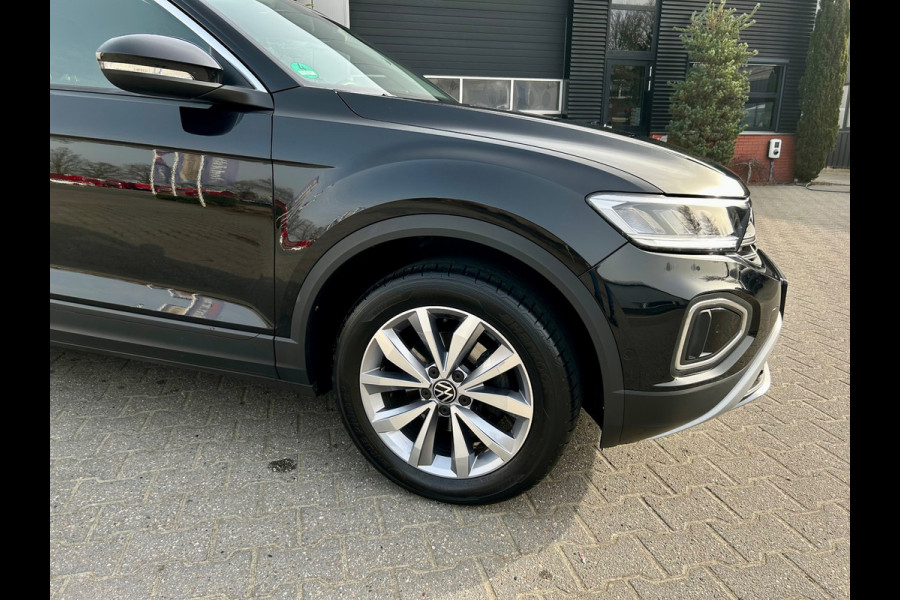 Volkswagen T-Roc 1.5 TSI Life Business, Adaptive cruise, virtual cockpit, carplay, stoelverw.