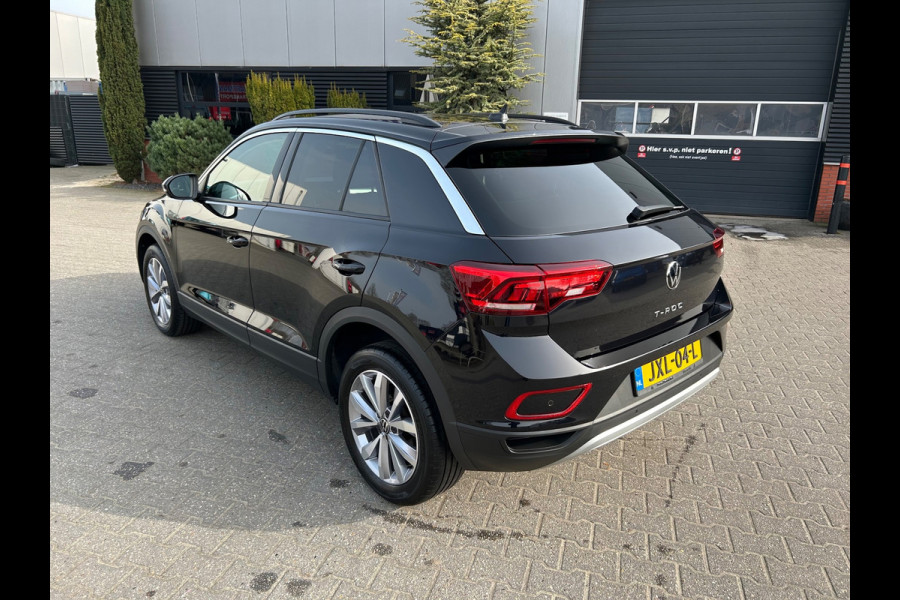 Volkswagen T-Roc 1.5 TSI Life Business, Adaptive cruise, virtual cockpit, carplay, stoelverw.