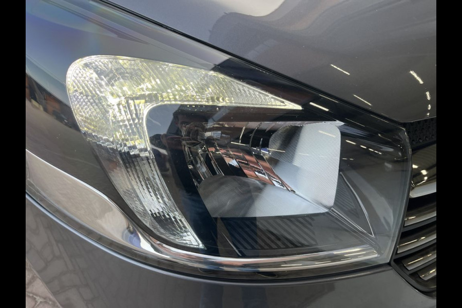 Opel Vivaro 1.6 CDTI 126pk L2 Sport 3 zits BPM Vrij! Lease €236 p/m,, Airco, Navi, Camera, PDC, Cruise controle, Onderhoudshistorie aanwezig