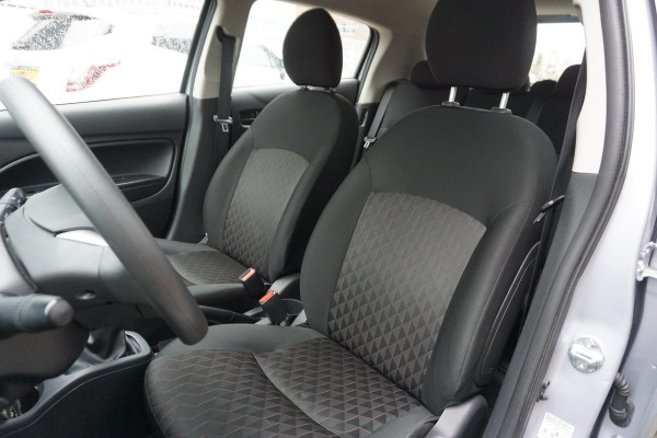 Mitsubishi Space Star 1.2 Cool+/Navigatie/AppleCarPlay/DAB/Airco/ Rijklaar incl.Garantie.