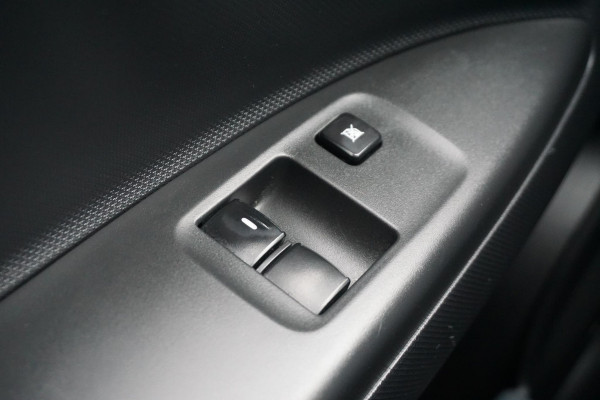 Mitsubishi Space Star 1.2 Cool+/Navigatie/AppleCarPlay/DAB/Airco/ Rijklaar incl.Garantie.