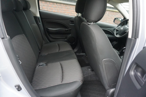 Mitsubishi Space Star 1.2 Cool+/Navigatie/AppleCarPlay/DAB/Airco/ Rijklaar incl.Garantie.