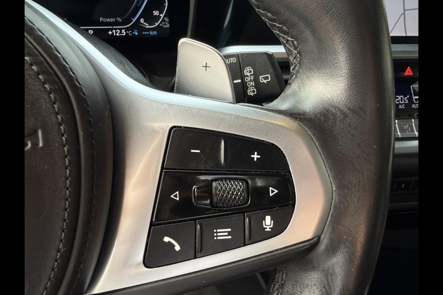 BMW 3 Serie Touring 330e xDrive M SPORT | PANORAMA | SPORTREMMEN | HEAD UP | 19 INCH | ADAPT. ONDERSTEL |