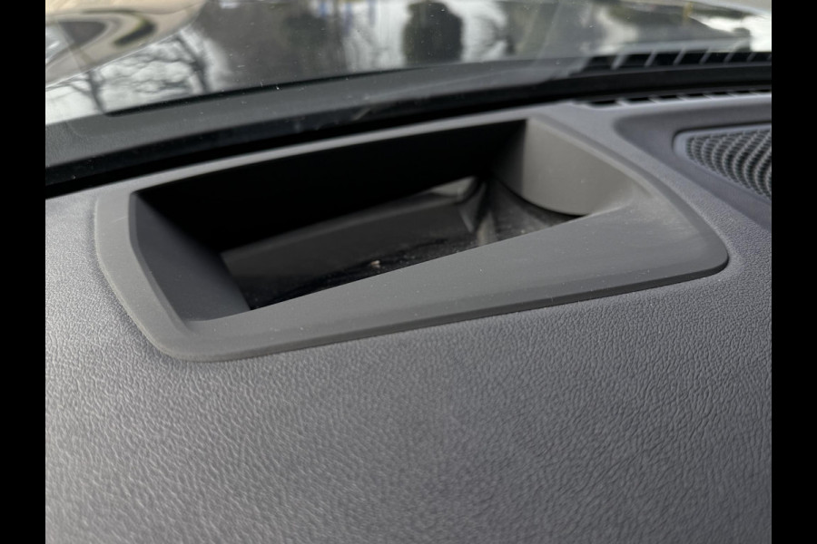 BMW 3 Serie Touring 330e xDrive M SPORT | PANORAMA | SPORTREMMEN | HEAD UP | 19 INCH | ADAPT. ONDERSTEL |