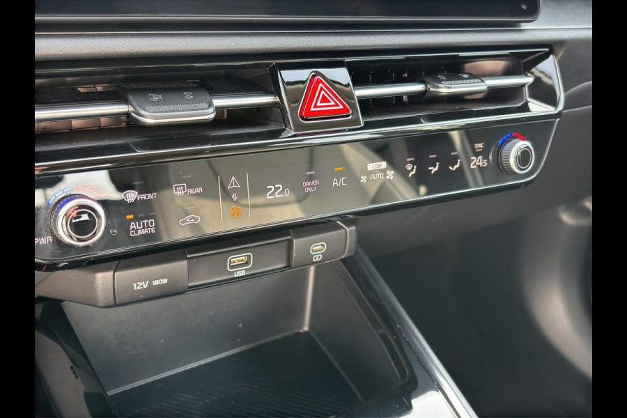 Kia Niro 1.6 GDi PHEV DynamicLine Automaat | Camera | Cruise | Sensoren | Apple Carplay & Android Auto | Navi |